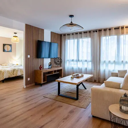 Le Carrousel Avec Parking Prive Dijon