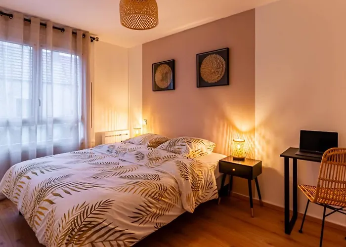 Le Carrousel Avec Parking Prive Διαμέρισμα *